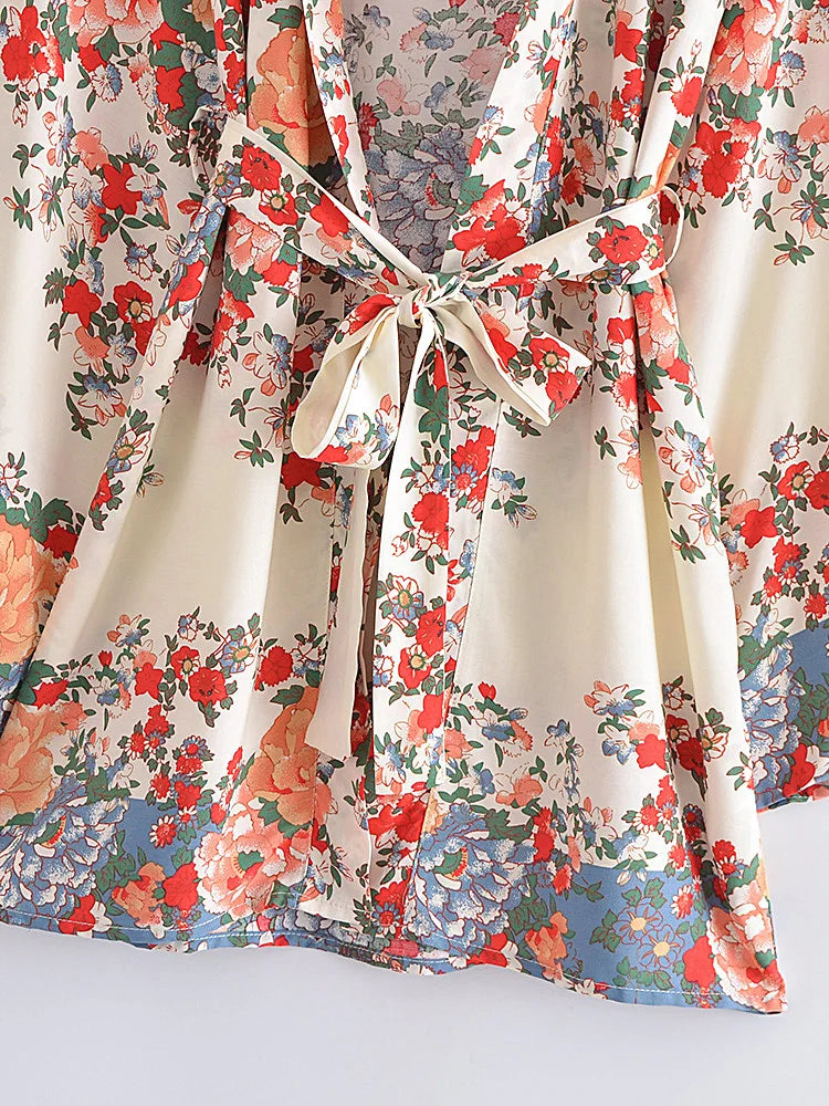 🌼 Boho Blossom Tie-Waist Kimono