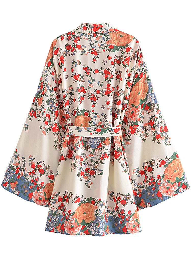 🌼 Boho Blossom Tie-Waist Kimono