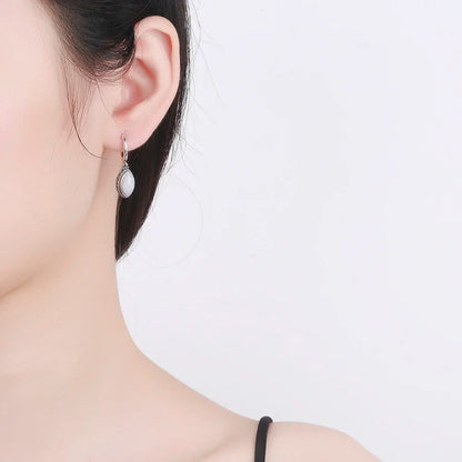 🌙 Sterling Silver Moonstone Drop Earrings – 925 Boho Elegance