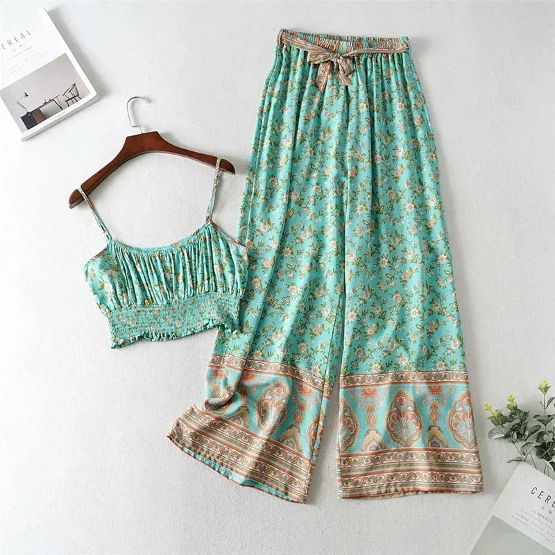 Oasis Dreams: Boho Floral Crop Top &amp; Palazzo Pants Set