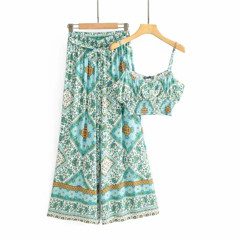 🌿 Boho Bliss 2-Piece Set – Green Floral Crop Top & Wide-Leg Pants